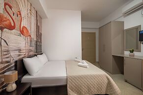 Atlantis Hotel & Apartments