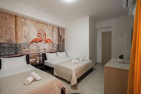 Atlantis Hotel & Apartments