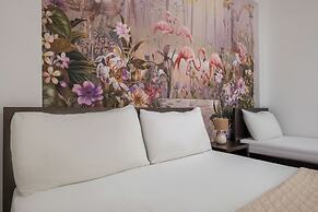 Atlantis Hotel & Apartments