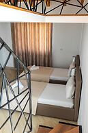 Atlantis Hotel & Apartments