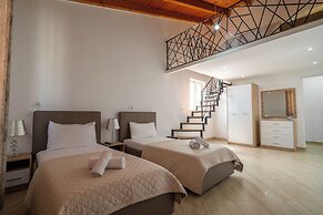 Atlantis Hotel & Apartments