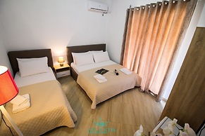 Atlantis Hotel & Apartments