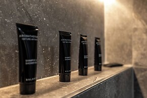 Atlantis Hotel & Apartments