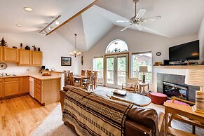 Lakepointe Court Town Homes by CRMR