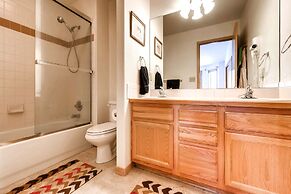 Lakepointe Court Town Homes by CRMR