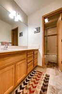 Lakepointe Court Town Homes by CRMR
