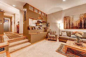 River Glen Condos by CRMR