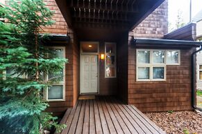 River Glen Condos by CRMR