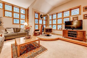 River Glen Condos by CRMR