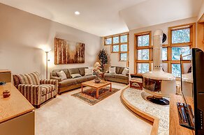 River Glen Condos by CRMR