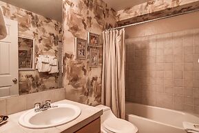 Bay Club Town Homes by CRMR