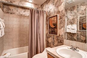 Bay Club Town Homes by CRMR