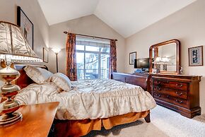 Bay Club Town Homes by CRMR