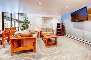 Cedars Lodge Condos by CRMR