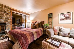 Cedars Lodge Condos by CRMR