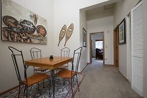 Streamside Lane Condos by CRMR