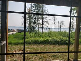 Aqua Log Cabins Resort