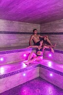 Aqua Log Cabins Resort