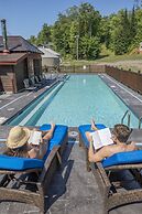 Aqua Log Cabins Resort