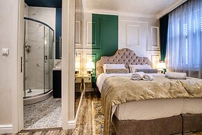 Riva Palace - design rooms