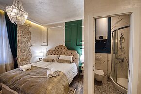Riva Palace - design rooms