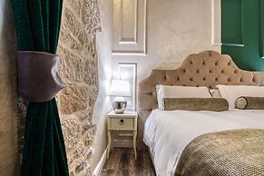 Riva Palace - design rooms