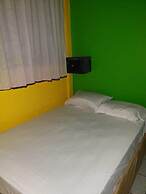 Hostal Guacamayos