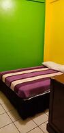 Hostal Guacamayos
