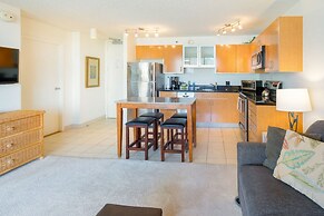 Waikiki Banyan - Pool View Tower 1 Suite 707