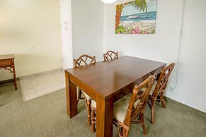 Waikiki Banyan - Ocean View Tower 1 Suite 2214