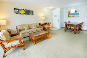 Waikiki Banyan - Ocean View Tower 1 Suite 2214