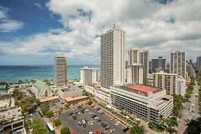 Waikiki Banyan - Ocean View Tower 1 Suite 2214