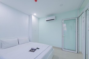 7S Hotel Rainy House