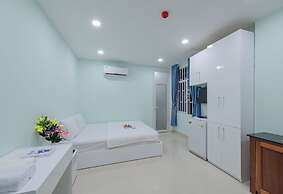 7S Hotel Rainy House