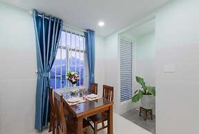 7S Hotel Rainy House