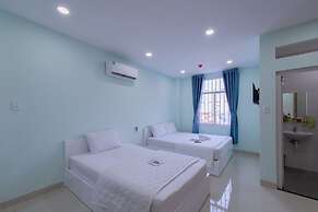 7S Hotel Rainy House