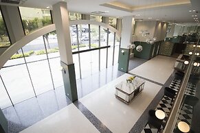 Justice Hotel