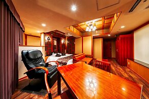 Hotel Lotus Otsu  - Adults Only