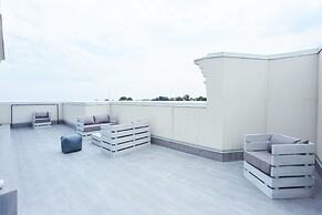 28 Pearls for VIP guests Apartments