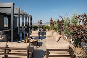 Kanopian Penthouse Hotel