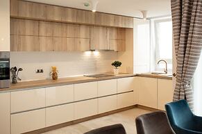 Kanopian Penthouse Hotel