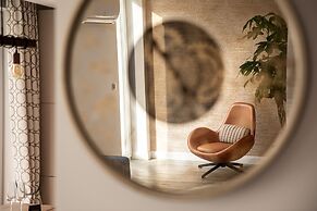Kanopian Penthouse Hotel
