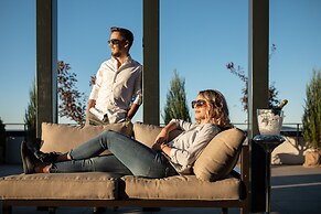 Kanopian Penthouse Hotel