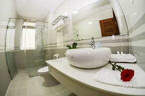 New Golf Valley Hotel