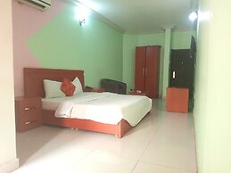 Flamingo Hotel & Suites