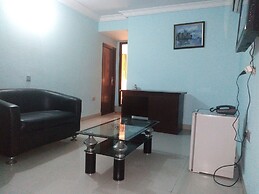 Flamingo Hotel & Suites