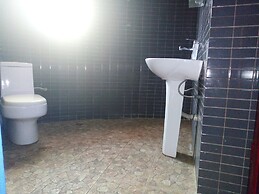 Flamingo Hotel & Suites