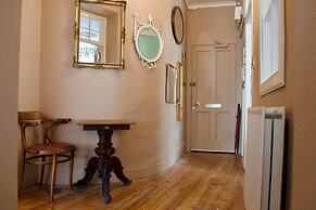 JOIVY Old Town Gem - Apartment With Great City Views