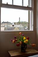 JOIVY Old Town Gem - Apartment With Great City Views