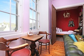 JOIVY Old Town Gem - Apartment With Great City Views